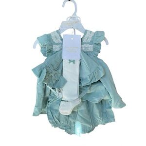 Tahari Baby 24M Mint Green Ruffle Dress Set Bloomers Socks Lace Detail